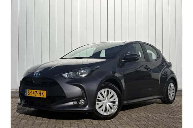 Toyota Yaris (2022) thumbnail 1