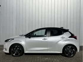 Toyota Yaris (2024) thumbnail 2