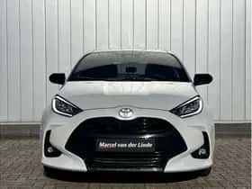 Toyota Yaris (2024) thumbnail 3