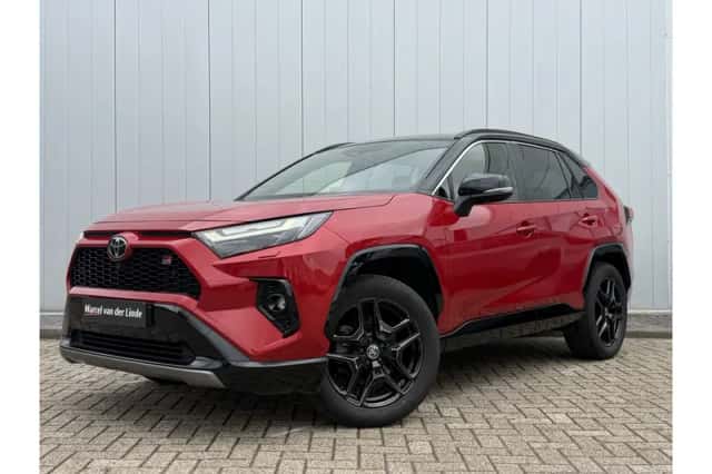 Toyota RAV4 (2024) thumbnail 1