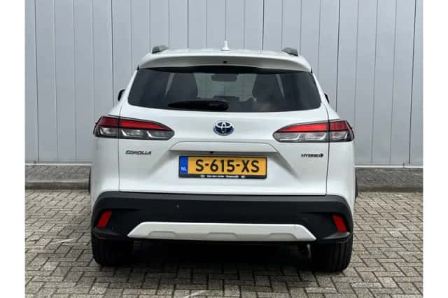 Toyota Corolla (2023) thumbnail 5
