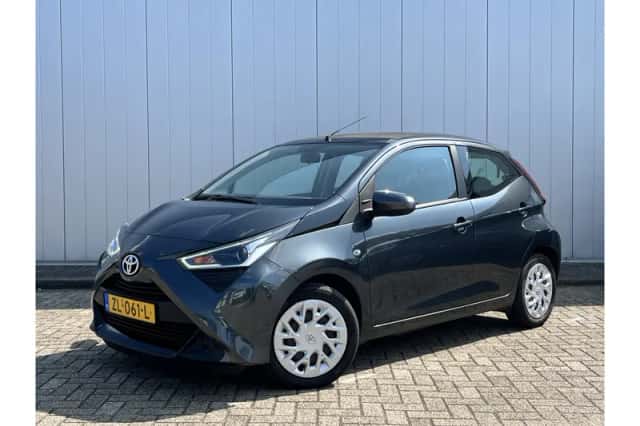 Toyota Aygo (2019) thumbnail 1