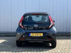 Toyota Aygo (2019) thumbnail 3