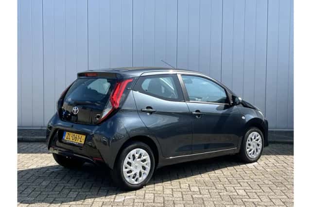 Toyota Aygo (2019) thumbnail 4