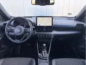 Toyota Yaris (2024) thumbnail 11