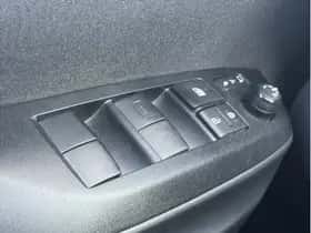 Toyota Yaris (2024) thumbnail 18