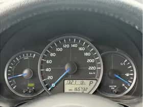 Toyota Yaris (2012) thumbnail 16