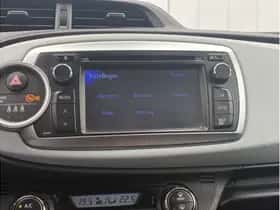 Toyota Yaris (2012) thumbnail 22