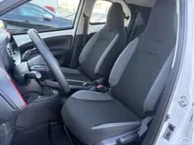 Toyota Aygo X (2023) thumbnail 15