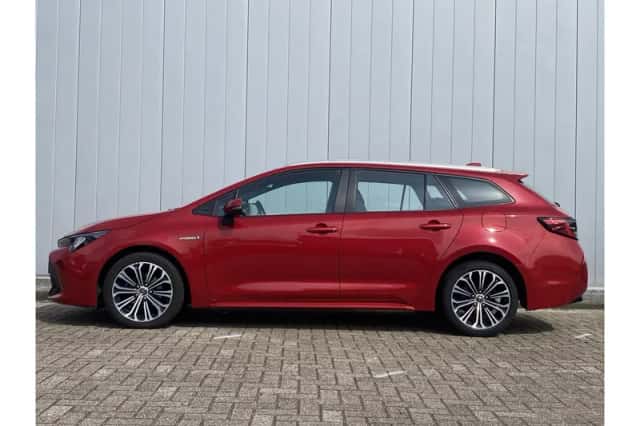 Toyota Corolla (2019) thumbnail 2