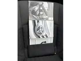 Toyota C-HR (2020) thumbnail 33