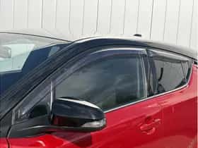 Toyota C-HR (2020) thumbnail 34