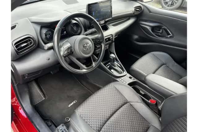 Toyota Yaris (2022) thumbnail 6