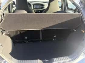 Toyota Aygo X (2024) thumbnail 8