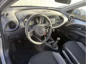 Toyota Aygo X (2024) thumbnail 9