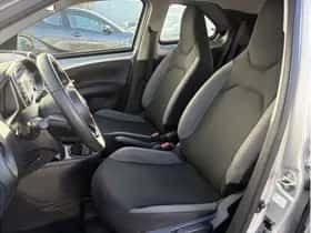 Toyota Aygo X (2024) thumbnail 10
