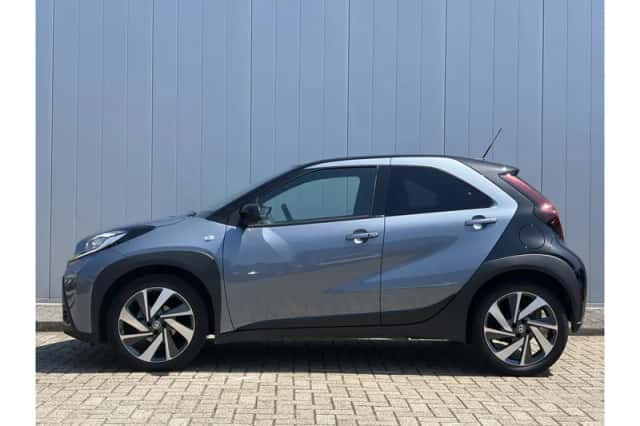 Toyota Aygo X (2024) thumbnail 2