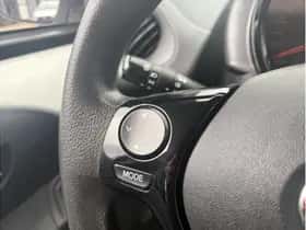 Toyota Aygo (2018) thumbnail 14