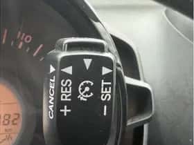 Toyota Aygo (2018) thumbnail 17