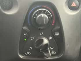 Toyota Aygo (2018) thumbnail 19