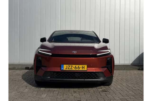 Toyota C-HR+ (2026) thumbnail 3