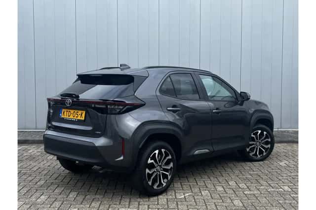 Toyota Yaris Cross (2025) thumbnail 3
