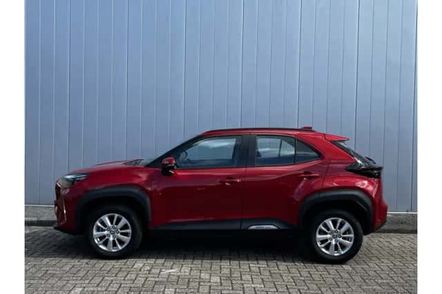 Toyota Yaris Cross (2025) thumbnail 2