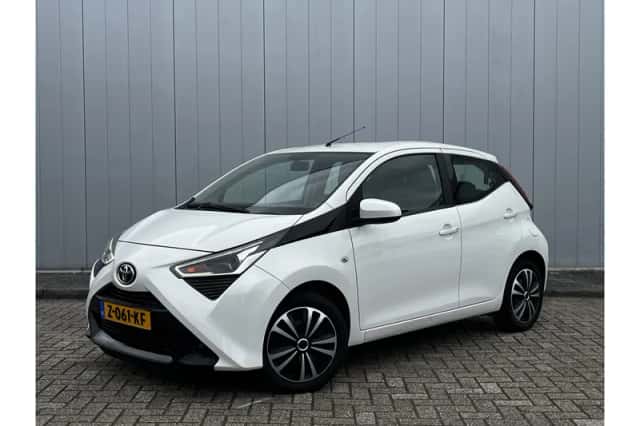 Toyota Aygo (2020) thumbnail 1