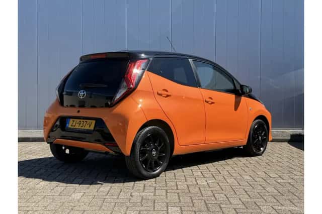 Toyota Aygo (2019) thumbnail 4