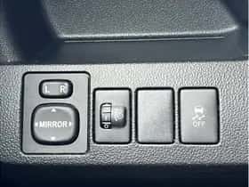 Toyota Verso-S (2012) thumbnail 25