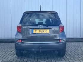 Toyota Verso-S (2012) thumbnail 4