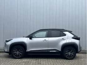 Toyota Yaris Cross (2023) thumbnail 3