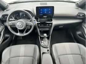 Toyota Yaris Cross (2023) thumbnail 9