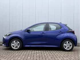 Toyota Yaris (2025) thumbnail 2