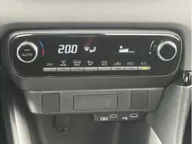 Toyota Yaris (2025) thumbnail 21