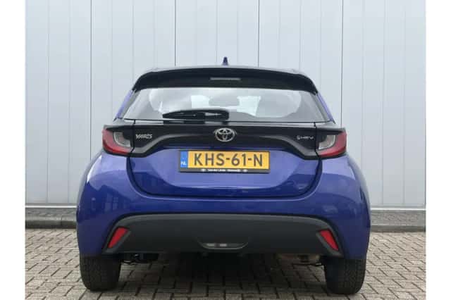 Toyota Yaris (2025) thumbnail 5