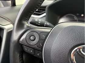 Toyota RAV4 (2023) thumbnail 18