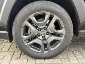 Toyota RAV4 (2023) thumbnail 34