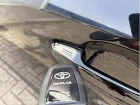 Toyota RAV4 (2023) thumbnail 35