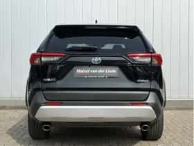 Toyota RAV4 (2023) thumbnail 5