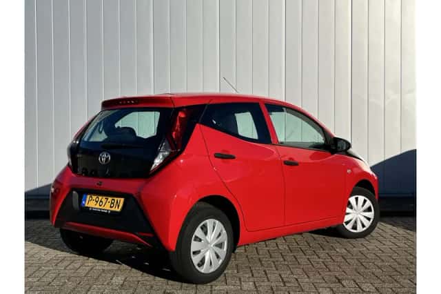 Toyota Aygo (2022) thumbnail 4