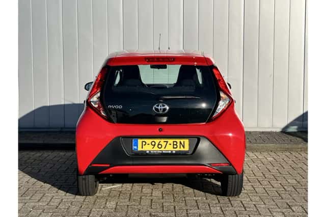 Toyota Aygo (2022) thumbnail 5