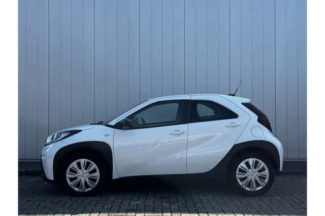 Toyota Aygo X (2023) thumbnail 3