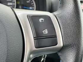 Toyota Yaris (2013) thumbnail 19