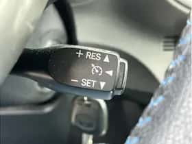 Toyota Yaris (2013) thumbnail 21