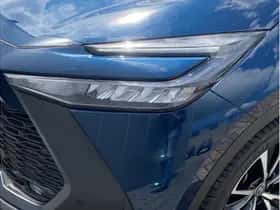 Toyota C-HR (2024) thumbnail 32