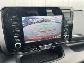 Toyota Yaris (2021) thumbnail 12