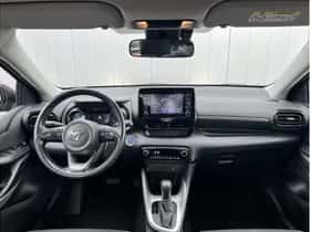 Toyota Yaris (2021) thumbnail 7