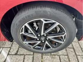 Toyota Yaris (2021) thumbnail 9