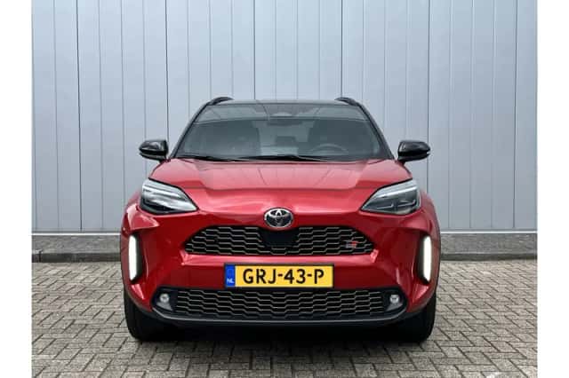 Toyota Yaris Cross (2024) thumbnail 3
